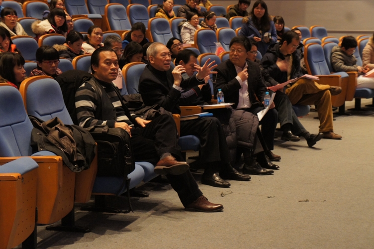 伟德中文官网首页中药学学科成功举行第一届学术年会