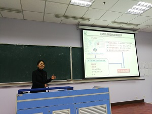 齐炼文,窦德强,姜宝红,徐江教授来我校开设“药学前沿”学术讲座